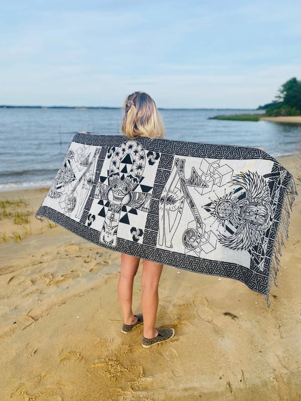 Solar Scarab Dream Pashmina